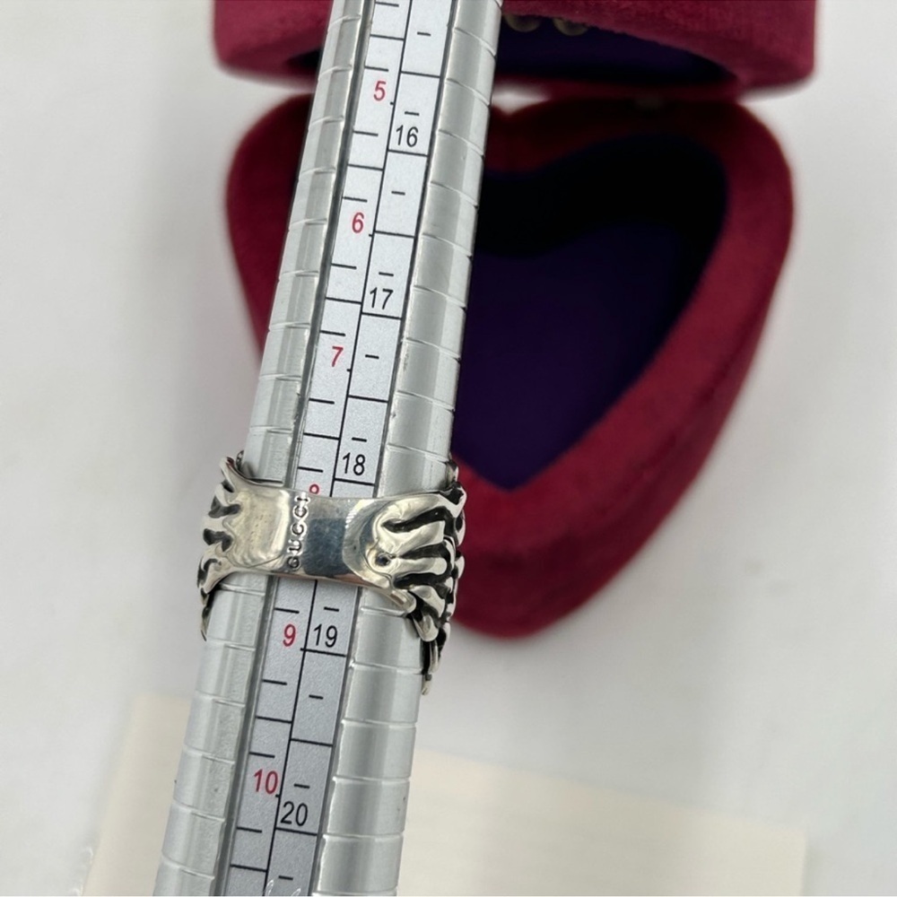 Women’s Gucci, Lionhead, motif sterling silver ring size 8/8.5 made in Italy - Picture 6 of 8
